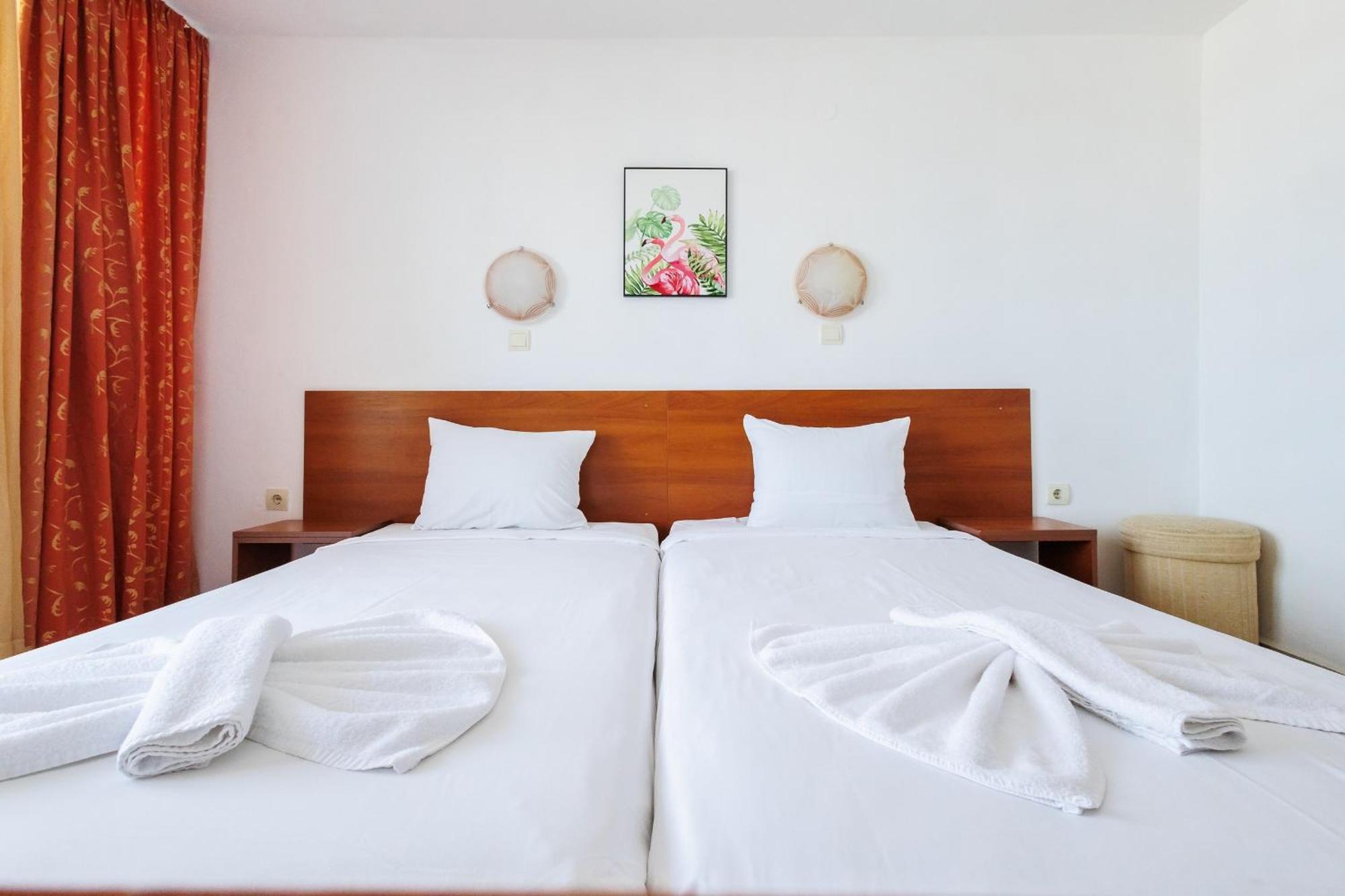 Hotel Arsenal نيسيبار المظهر الخارجي الصورة